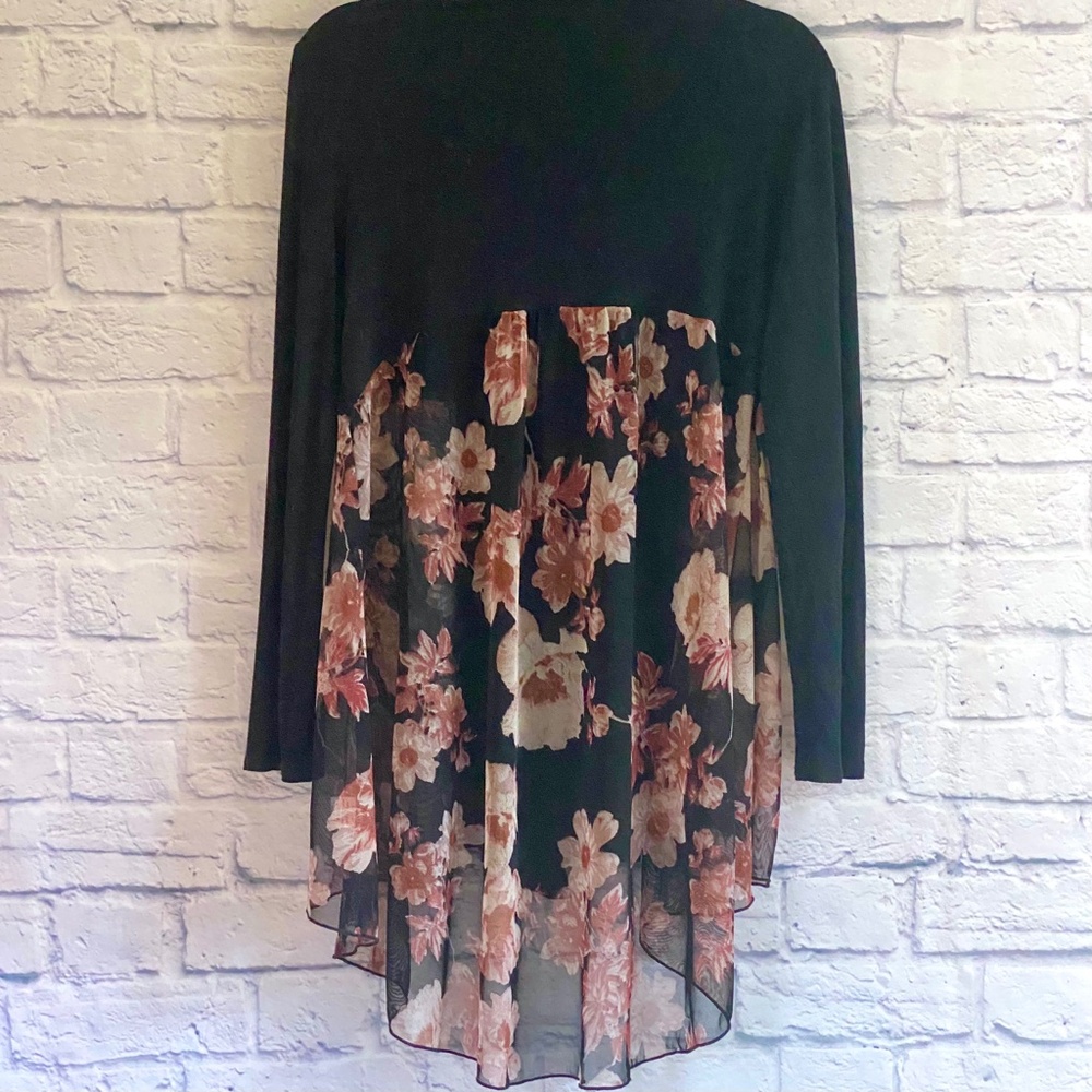 ELEGANT BLACK KNIT + SHEER FLORAL KIM & CAMI - M